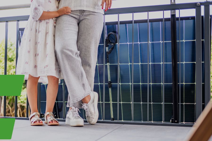Bifaziales Balkonkraftwerk: Mehr Effizienz mit hochwertigen Solarmodulen
